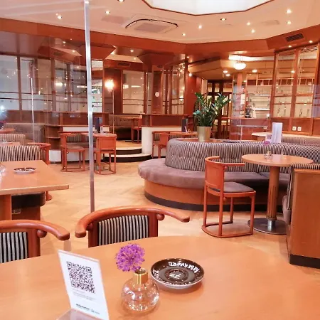 Mueller Gartner 3* Groß-Enzersdorf