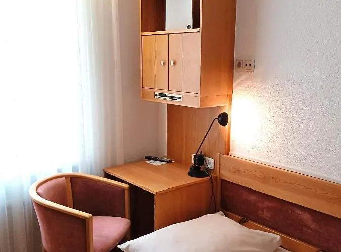 Mueller Gartner بيت ضيافة 3*